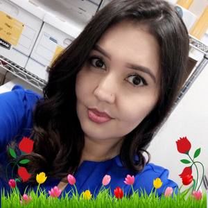 Meet your Posher, Angela